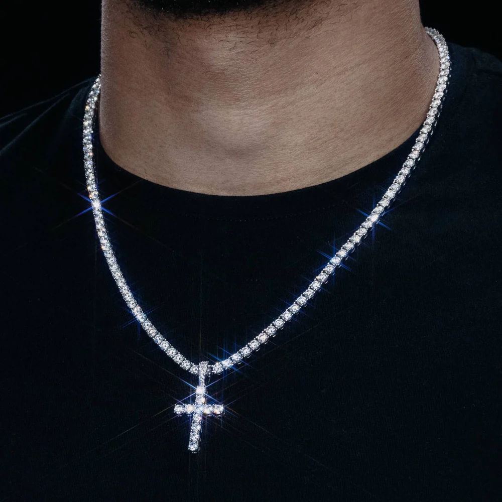 VVS Cross Pendant 14K Gold